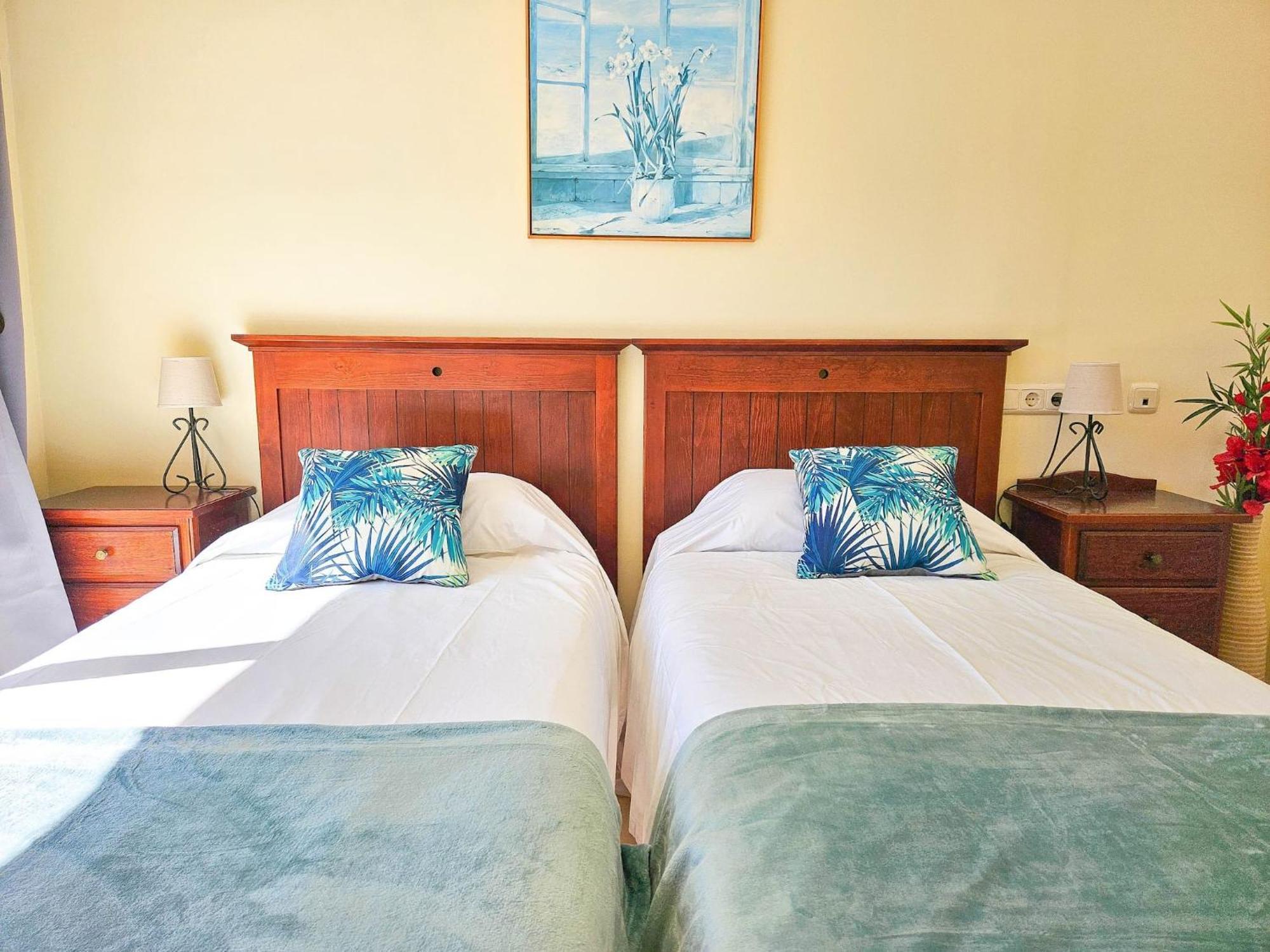 1 Bed In Los Lagos De Santa Maria, Elviria マルベーリャ エクステリア 写真