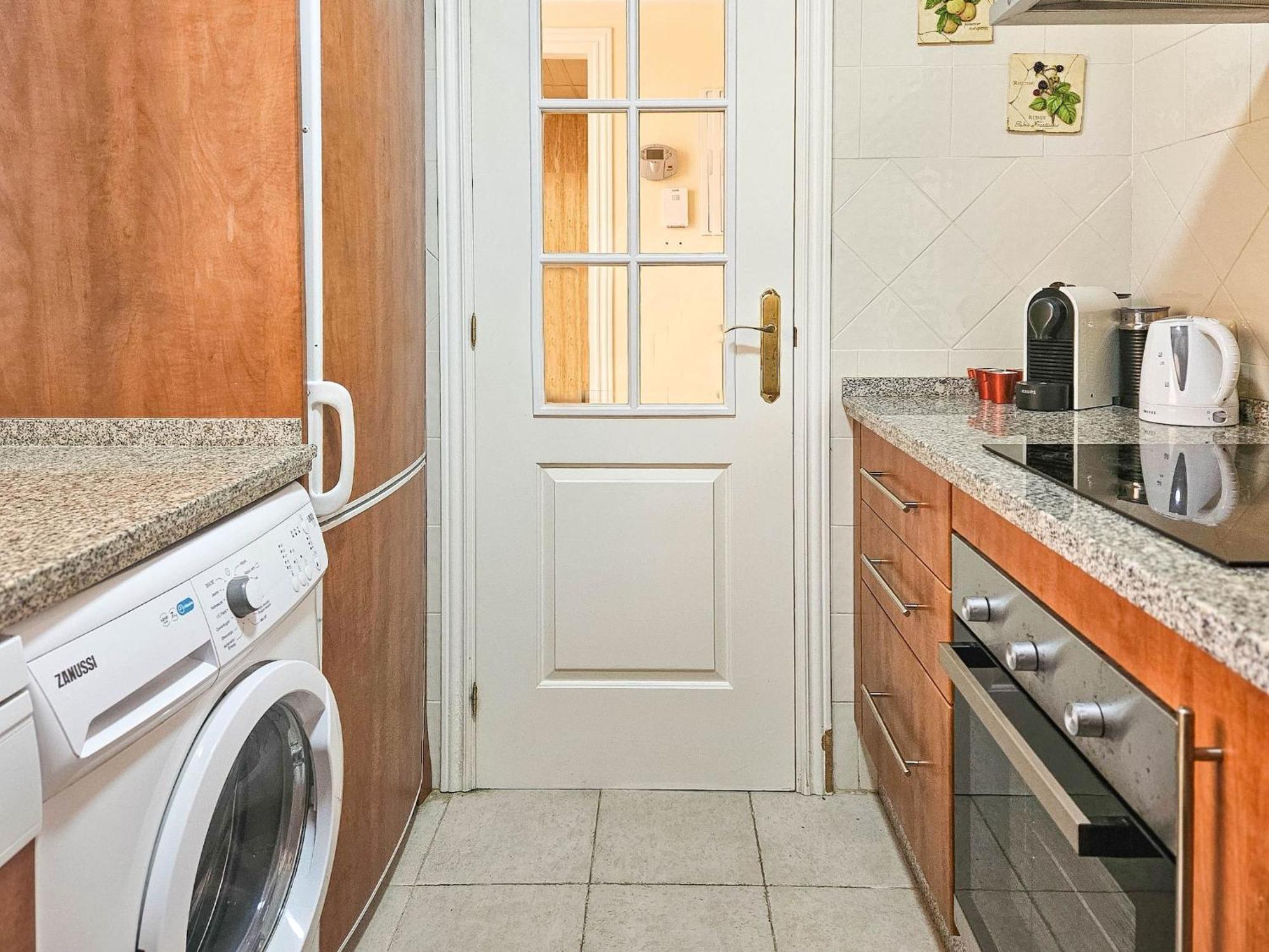 1 Bed In Los Lagos De Santa Maria, Elviria マルベーリャ エクステリア 写真