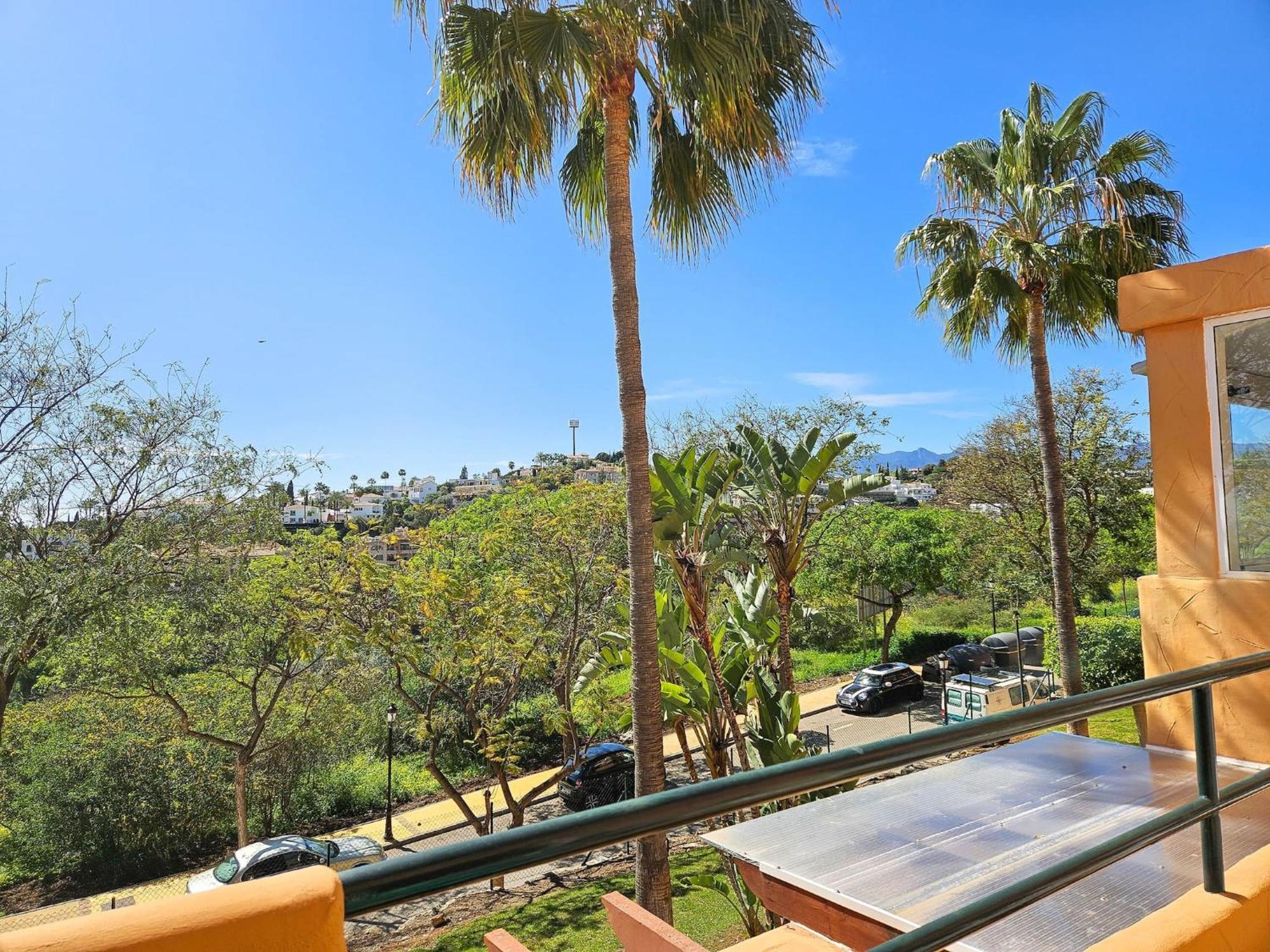 1 Bed In Los Lagos De Santa Maria, Elviria マルベーリャ エクステリア 写真